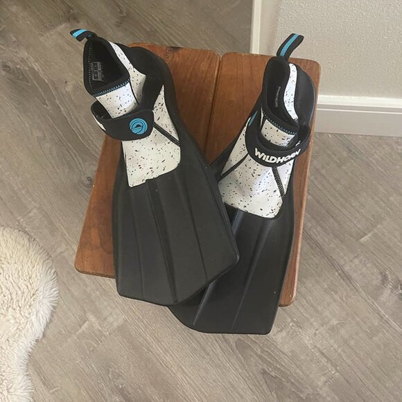 Seaview 180 Wildhorn Topside Short Swim Snorkel Fins - Picture 2 of 9